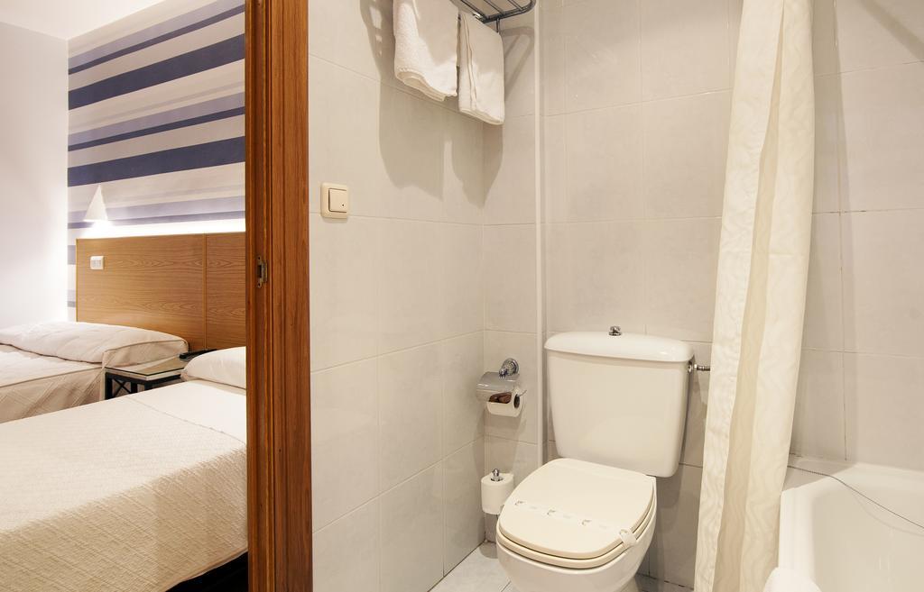 Hostal Bezana Burgo Стая снимка